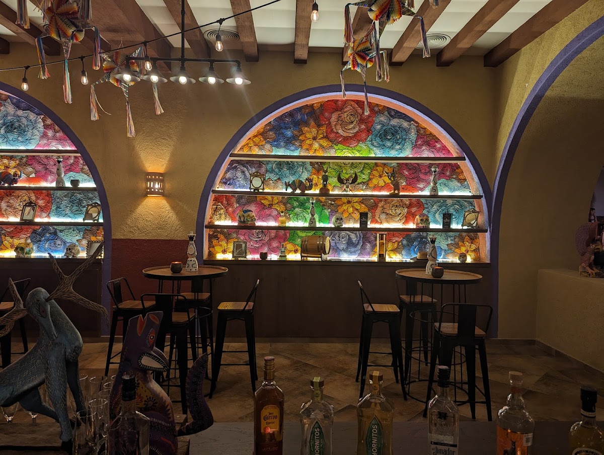 El Mariachi Loco Restaurant